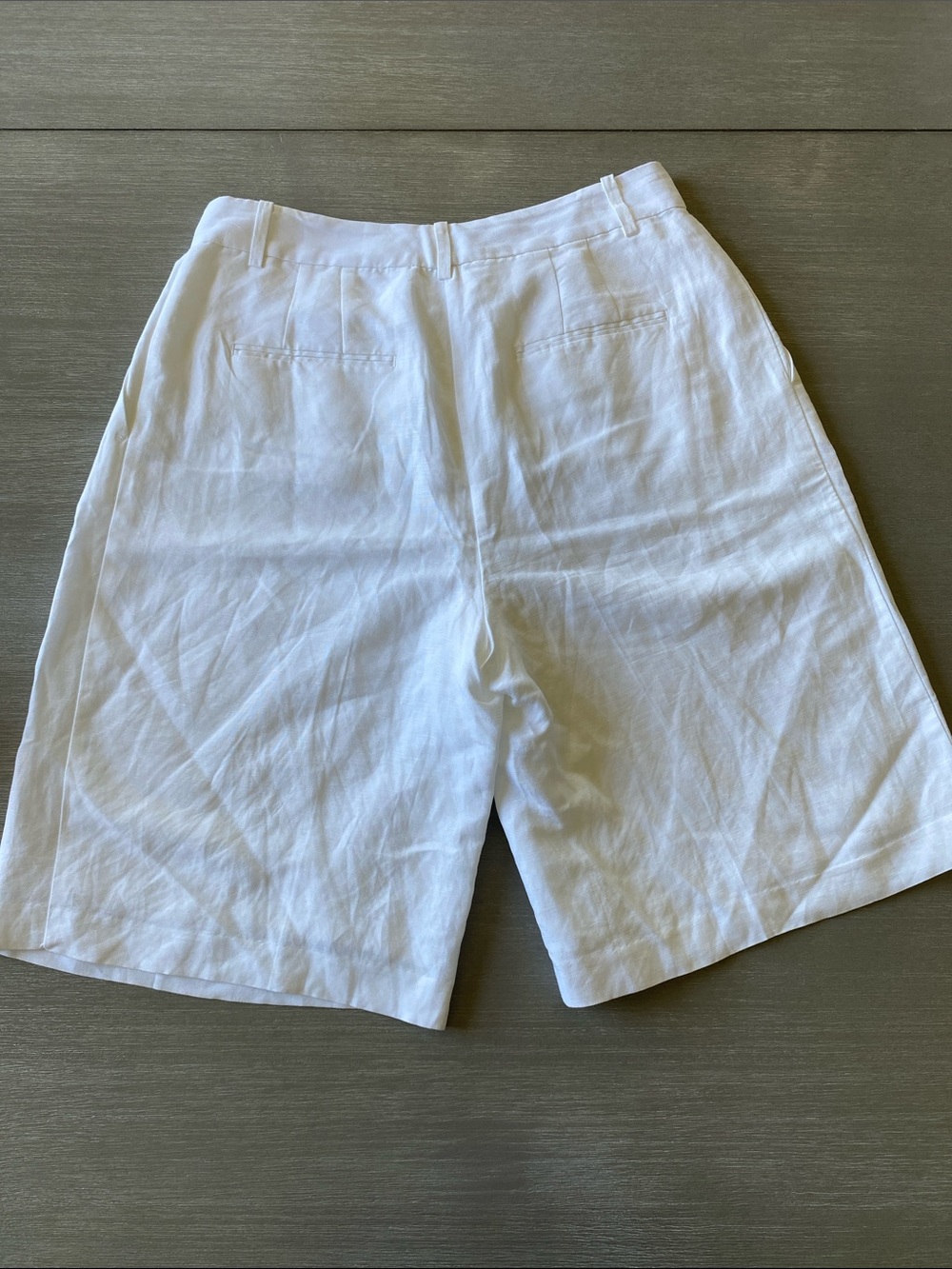 Ann Taylor White Linen Bermuda Shorts size 6 - Picture 6 of 13